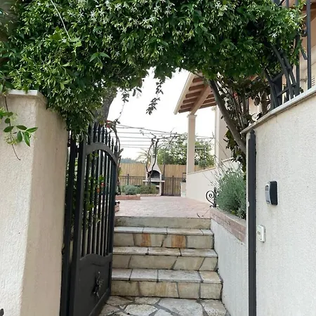 Katsantonis Luxury House *